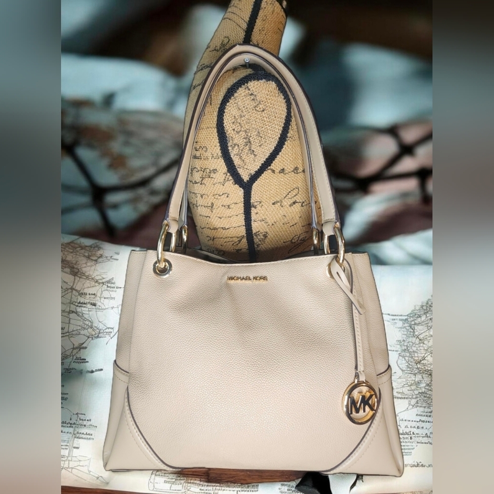 Michael Kors Nicole Large Pebbled Leather Tote Bag In Bisque - Picture 8 of 15